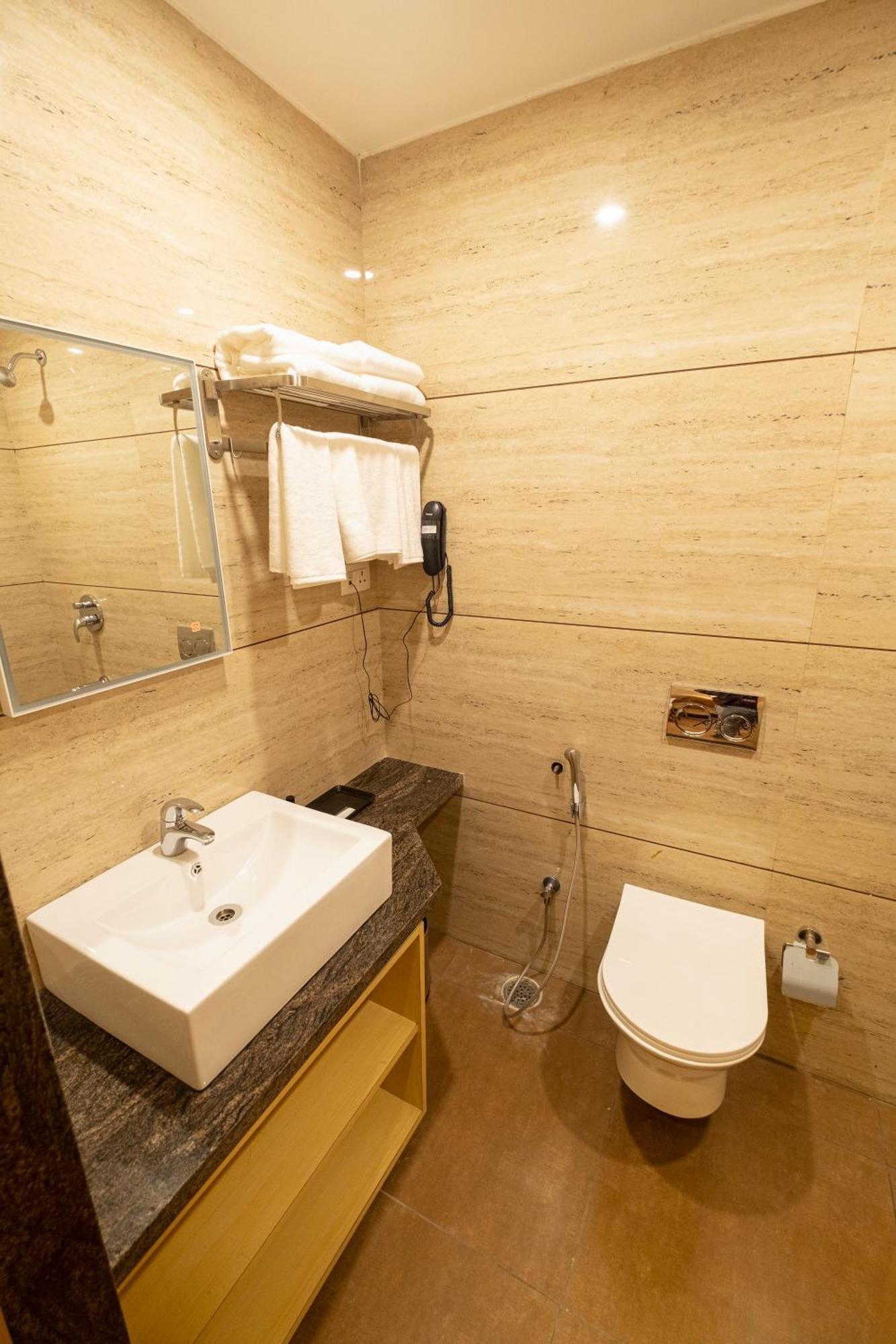 The Bastion Hotel Бопал Екстериор снимка